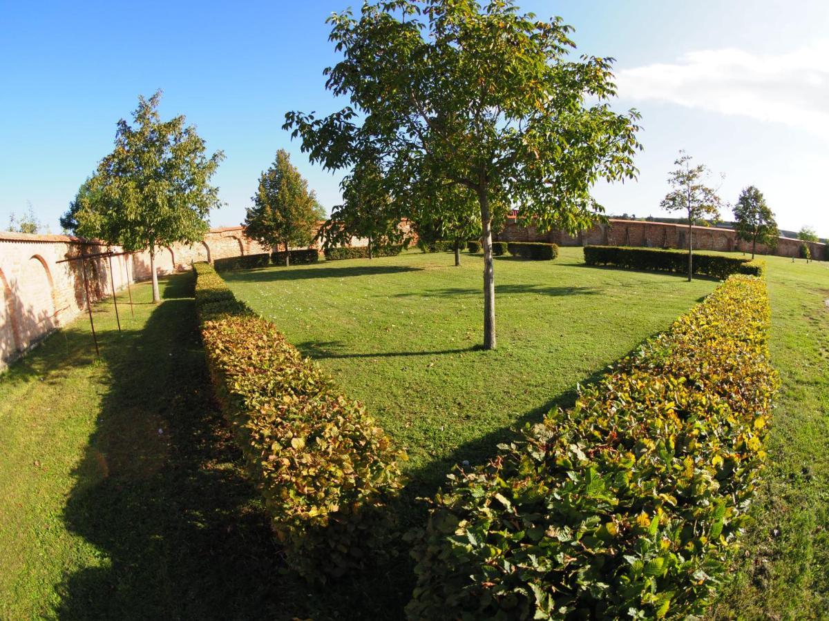 Hotel Chateau Zamek Cejkovice Exteriér fotografie