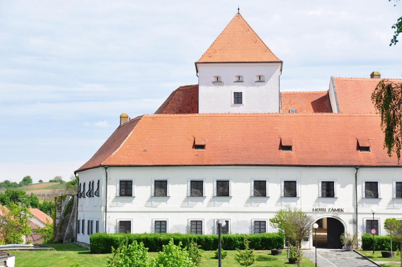 Hotel Chateau Zamek Cejkovice Exteriér fotografie